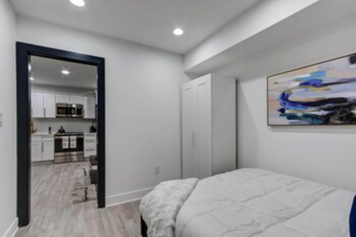 Room 11 of 15