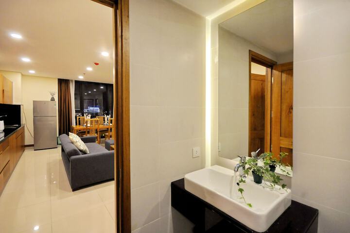 Room 53 of 230