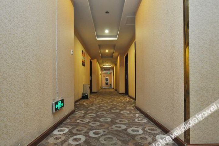 Hotel Interior 9 of 13