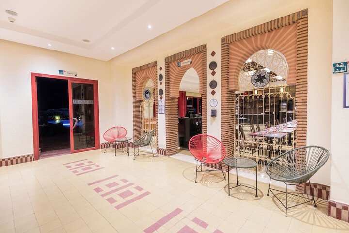 Guest Lobby