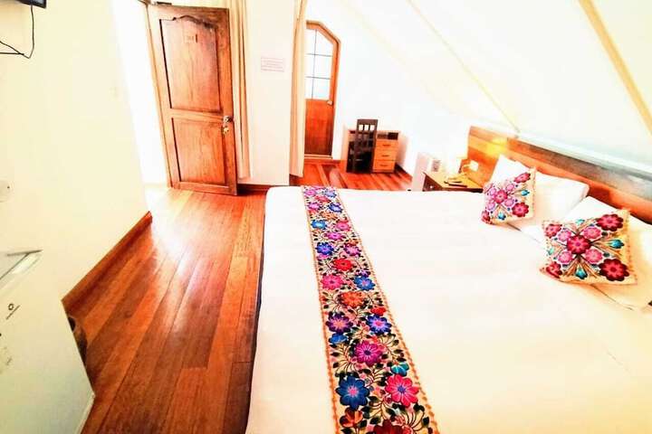 Room 6 of 31