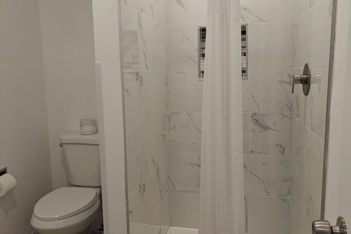 Room 15 of 63