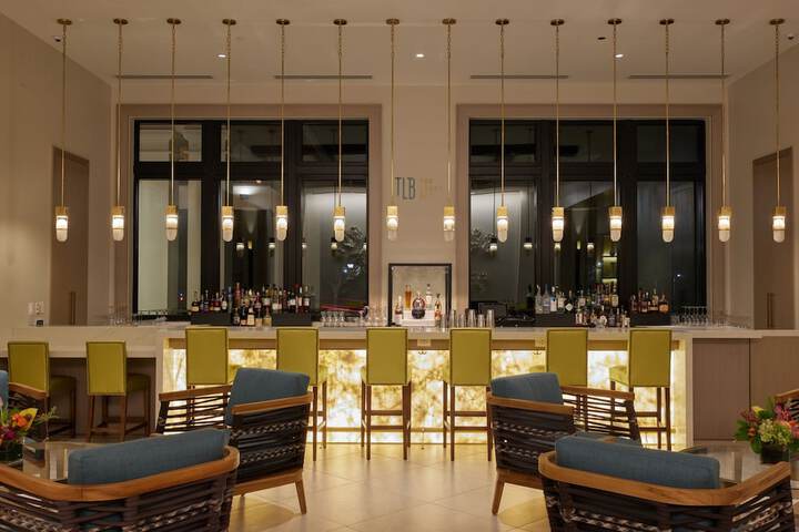 Hotel Interior 7 of 179