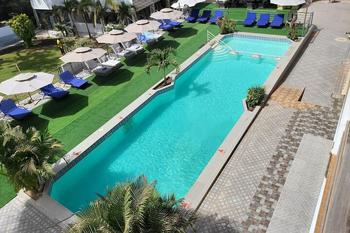 Hotel 70 of 71