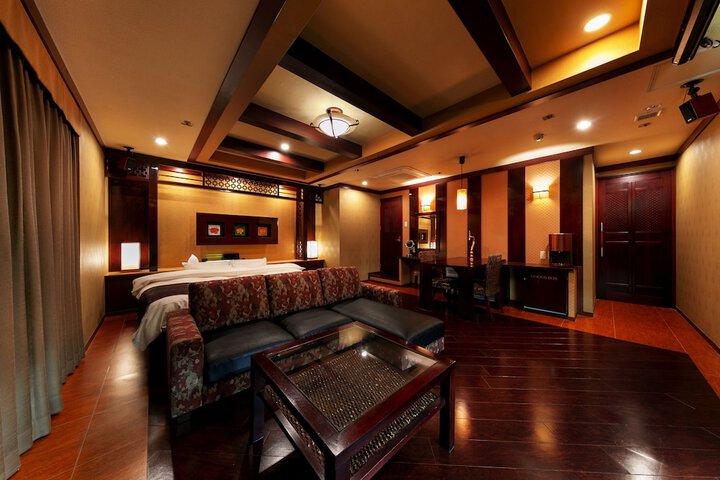Room 19 of 46