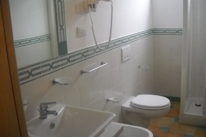 Clean Restrooms