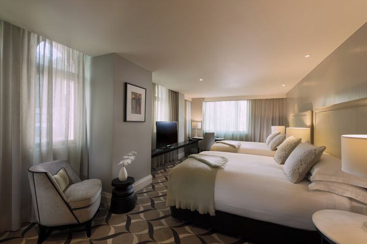 Room 21 of 77