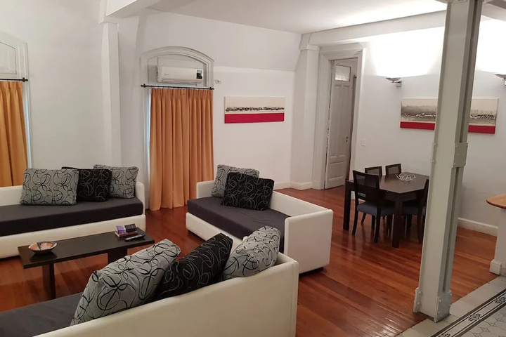 Room 4 of 22