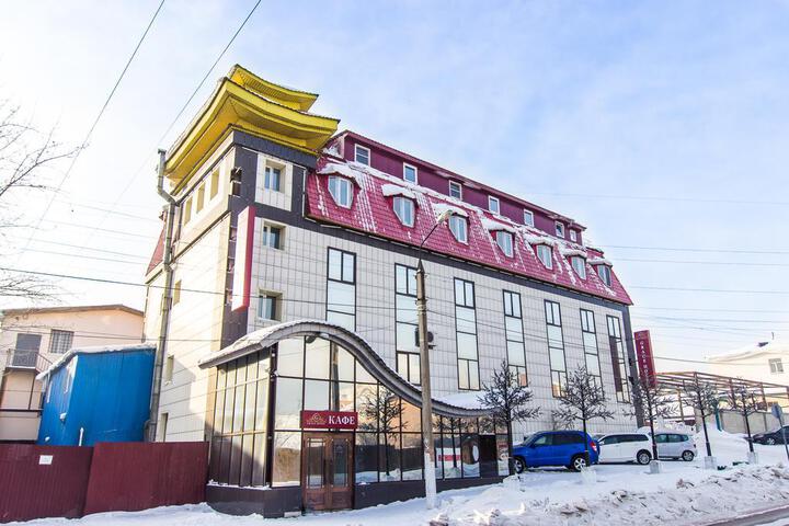 General 3 of 18