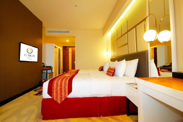 Room 7 of 48