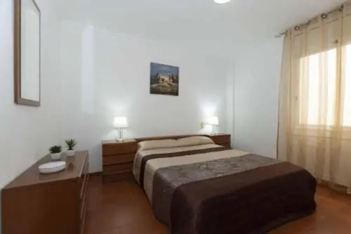 Room 3 of 16