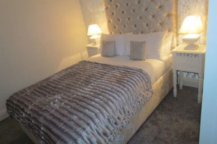 Room 14 of 29