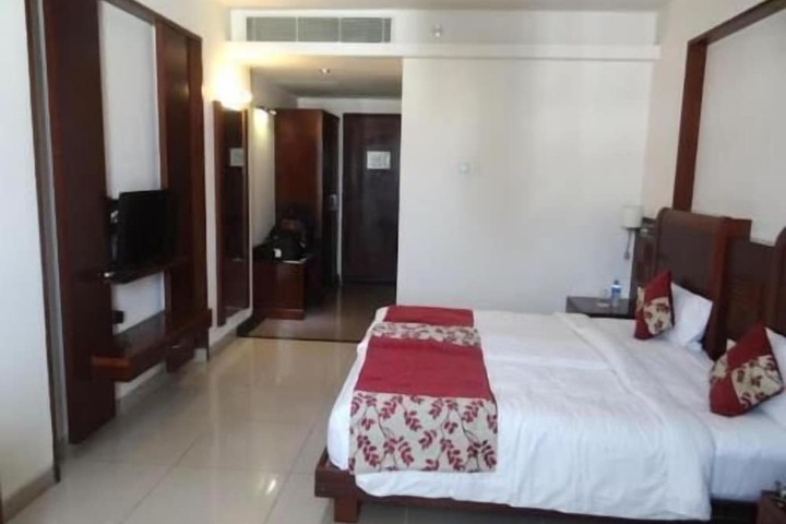 Room 9 of 41