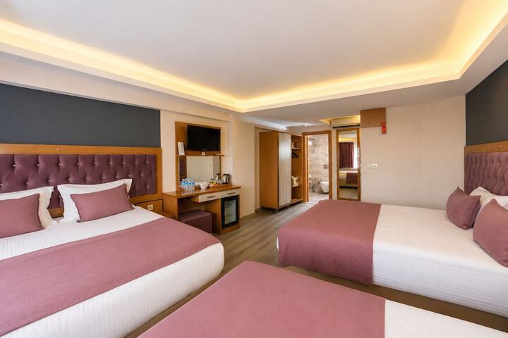 Room 39 of 65
