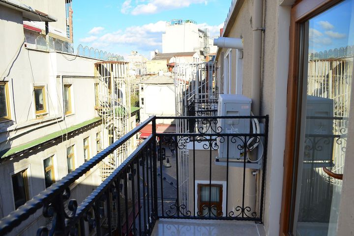 Terrace/Patio 18 of 30