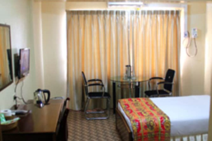 Room 6 of 26
