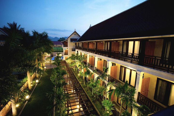 Hotel Exterior 54 of 68