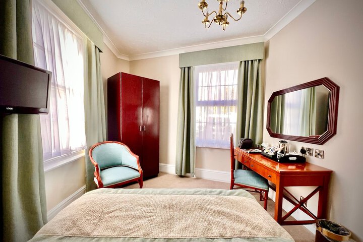 Room 21 of 47