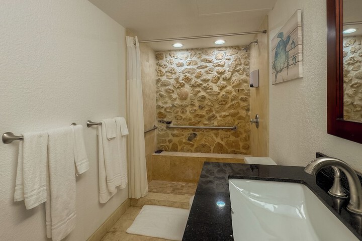 Room 52 of 102