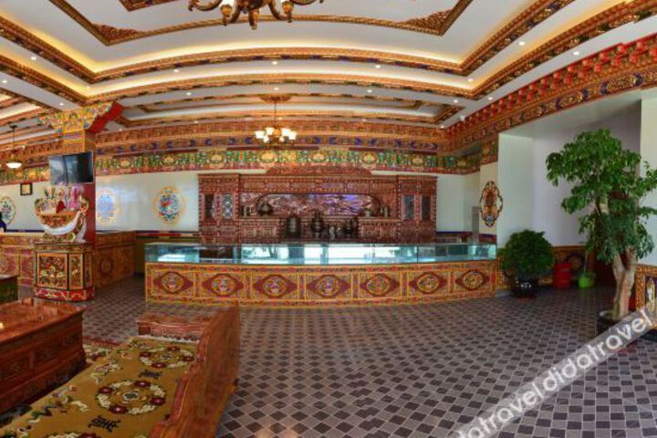 Hotel Interior 9 of 17