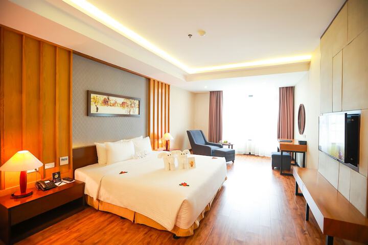 Room 22 of 65