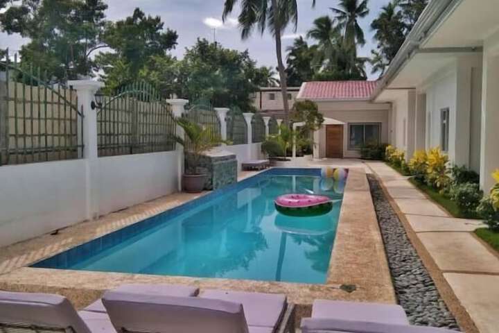 Pool 17 of 30