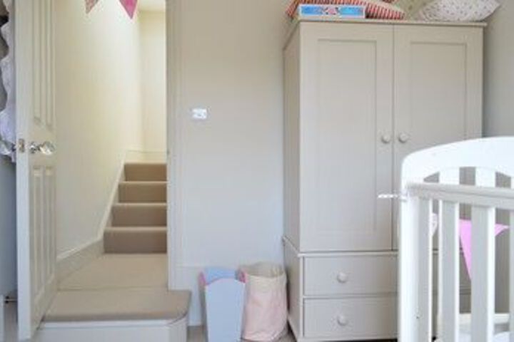 Room 4 of 23
