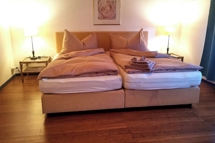 Room 5 of 29