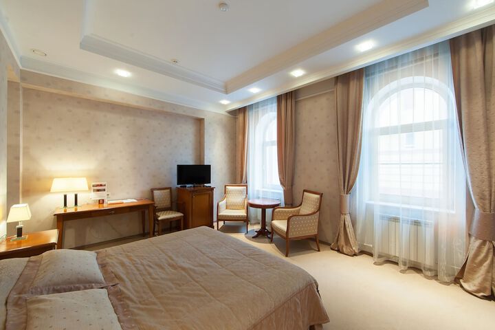 Room 7 of 38