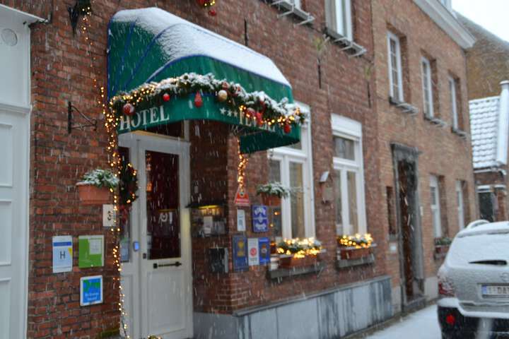 Hotel 70 of 71