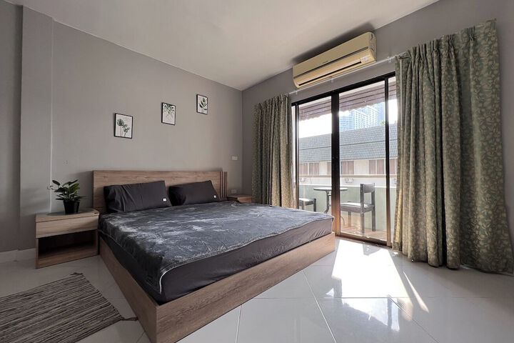 Room 17 of 74