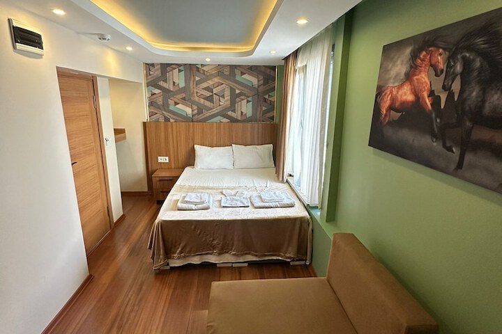 Room 35 of 56