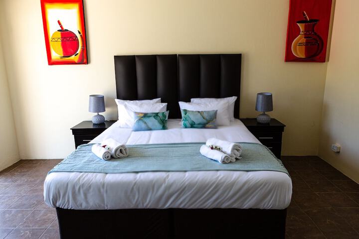 Room 8 of 27