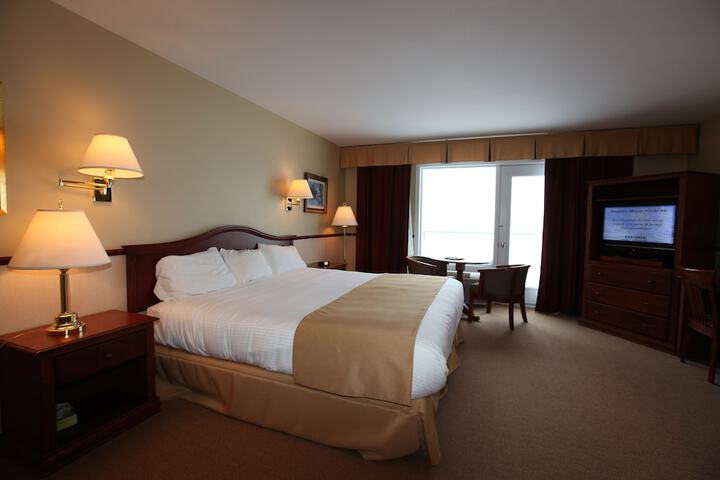 Room 7 of 54