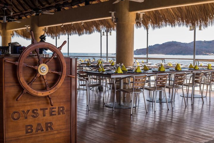 Dining Photos