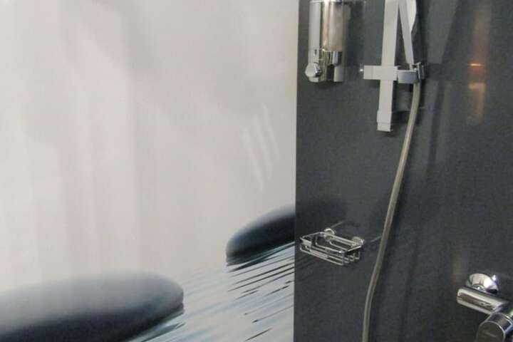 Clean Restrooms