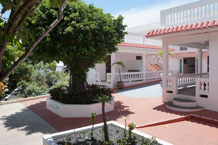 Hotel Exterior 58 of 59