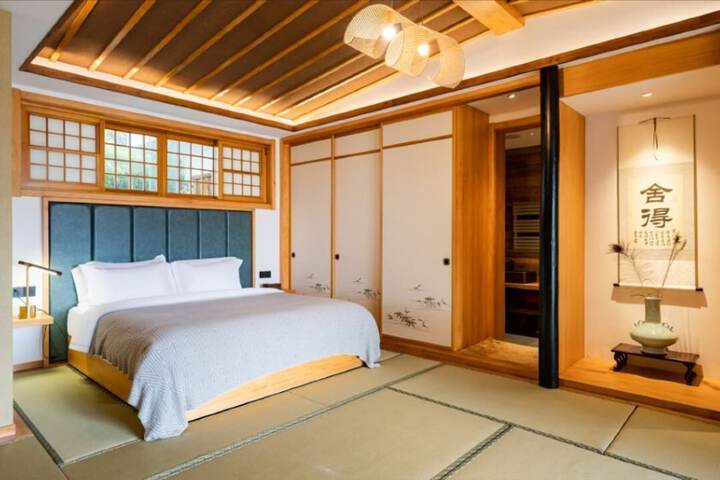 Room 49 of 259