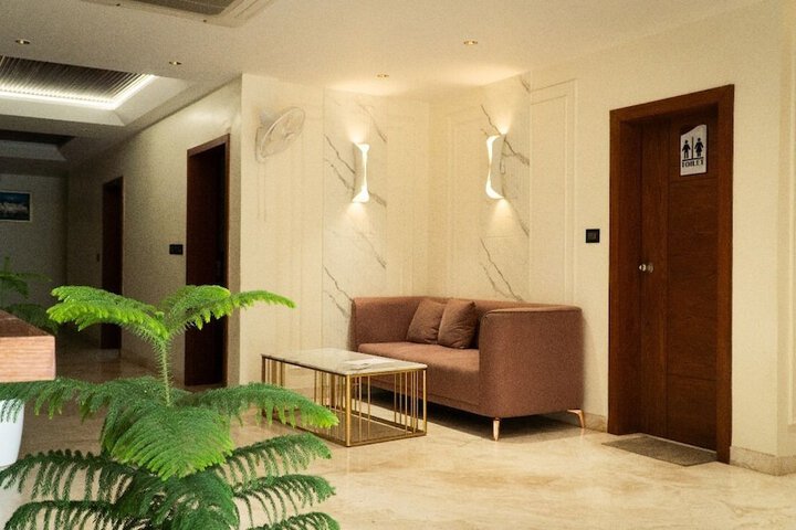 Hotel Interior 7 of 41