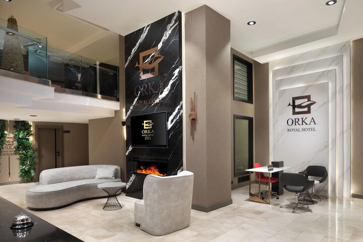 Guest Lobby