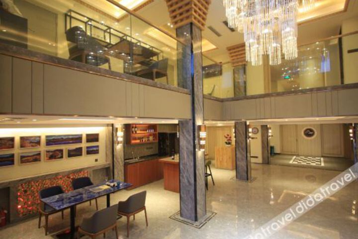 Hotel Interior 21 of 39