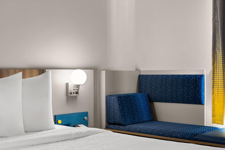 Room 20 of 40