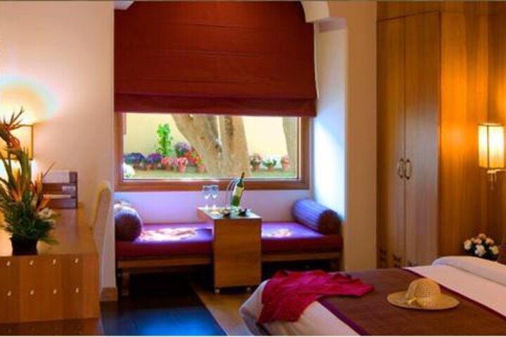BEST WESTERN PLUS HERITAGE VILLAGE