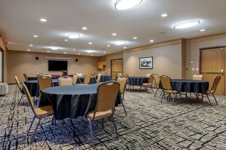 Meeting facility