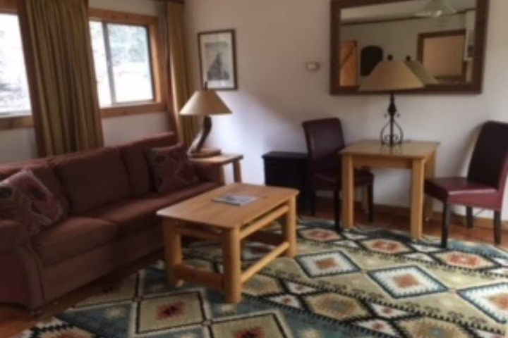Room 3 of 139