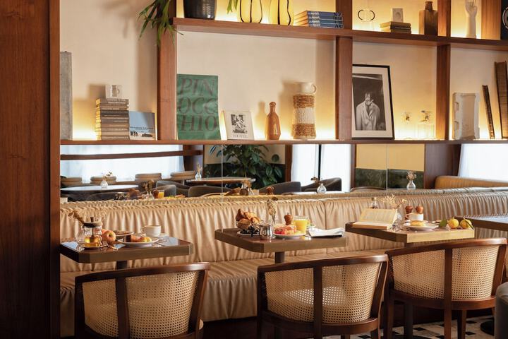 Breakfast area