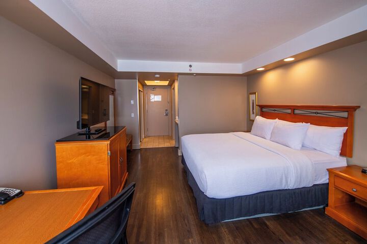 Room 13 of 42