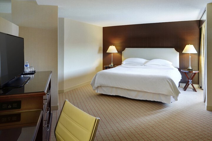 Room 12 of 75