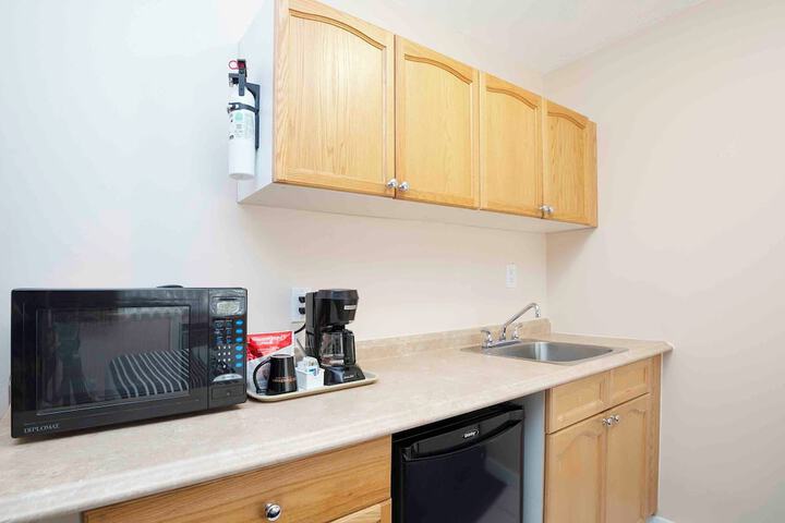 Private kitchenette