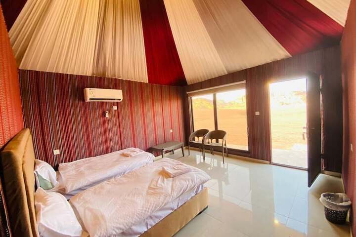 Room 3 of 72